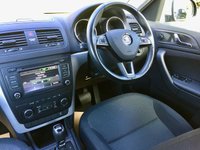 USED 2014 14 SKODA YETI OUTDOOR 1.2 SE TSI DSG 5d AUTO 103 BHP ONLY 20,000 MILES//FULL SERVICE HISTORY//REAR PARK SENSORS//BLUETOOTH 103 BHP ONLY 20,000 MILES//FULL SERVICE HISTORY//REAR PARK SENSORS//BLUETOOTH