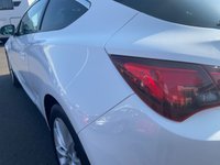 USED 2015 64 VAUXHALL ASTRA GTC 1.4 SRI S/S 3d 138 BHP SUPERB VALUE+READY TO DRIVE AWAY TODAY+FINANCE AND EXTENDED WARRANTY AVAILABLE ON THIS USED VEHICLE!!!!!!