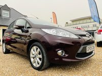 USED 2009 09 FORD FIESTA 1.2 ZETEC 5d 81 BHP Stunning 5 door Fiesta in Cherry Morello Metallic