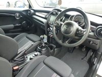 USED 2018 68 MINI HATCH COOPER 2.0 COOPER S 3d 190 BHP www.suffolkcarcentre.co.uk - Located at Reydon