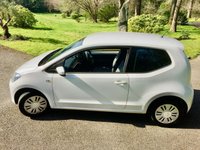 USED 2012 62 VOLKSWAGEN UP 1.0 MOVE UP 3d 59 BHP ONLY 32,000 MILES//2 OWNER//BLUETOOTH HANDS FREE//SATNAV\\X10 SERVICING STAMPS //JUST SERVICED BY US + NEW CAMBELT 59 BHP ONLY32,000 MILES///2 OWNER////X9 SERVICING STAMPS\SAT NAV