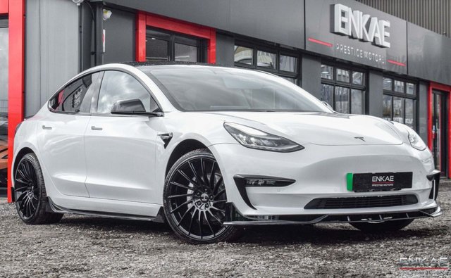 2020 20 Tesla Model 3 LONG RANGE AWD 4d 302 BHP