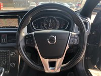 USED 2017 67 VOLVO V40 2.0 D3 R-DESIGN PRO 5d 148 BHP 2 KEYS+1 OWNER FROM NEW+CLIMATE CONTROL+NAVIGATION+LEATHER R DESIGN SEATS+WINTER PACK PLUS+18"ALLOYS+PRIVACY GLASS+PARKING SENSORS+MEDIA+USB+AUX+DAB+BLUETOOTH