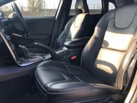USED 2017 67 VOLVO V40 2.0 D3 R-DESIGN PRO 5d 148 BHP 2 KEYS+1 OWNER FROM NEW+CLIMATE CONTROL+NAVIGATION+LEATHER R DESIGN SEATS+WINTER PACK PLUS+18"ALLOYS+PRIVACY GLASS+PARKING SENSORS+MEDIA+USB+AUX+DAB+BLUETOOTH