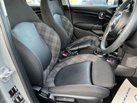 USED 2017 02 MINI HATCH COOPER 1.5 COOPER 5d 134 BHP 