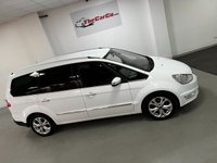USED 2012 12 FORD GALAXY 2.0 TITANIUM TDCI 5d 138 BHP * PRIVACY * CLIMATE * 7 SEATS * 17" ALLOYS * PARKING SENSORS *