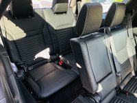 USED 2017 67 LAND ROVER DISCOVERY 2.0 SD4 HSE 5d 237 BHP 1 Former owner, F//S/H, T BAR
