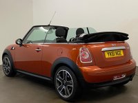 USED 2011 61 MINI CONVERTIBLE 1.6 COOPER 2d 122 BHP Hosting 5 star Optional Equipment