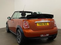 USED 2011 61 MINI CONVERTIBLE 1.6 COOPER 2d 122 BHP Hosting 5 star Optional Equipment