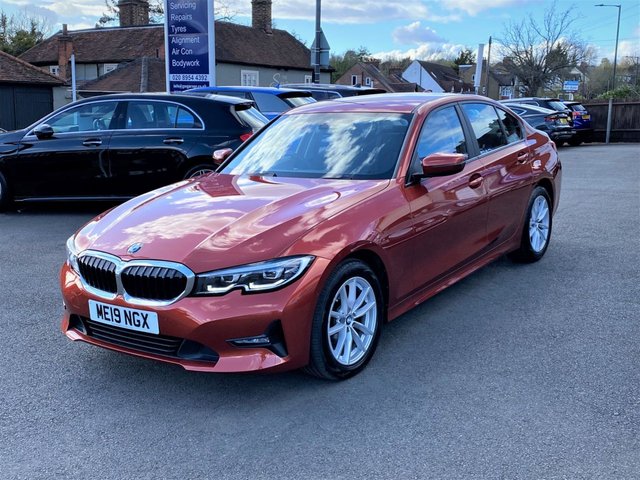 View our BMW 3 SERIES