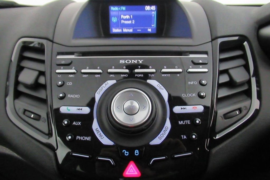 USED 2014 64 FORD FIESTA 1.5 TITANIUM TDCI 5d 74 BHP 