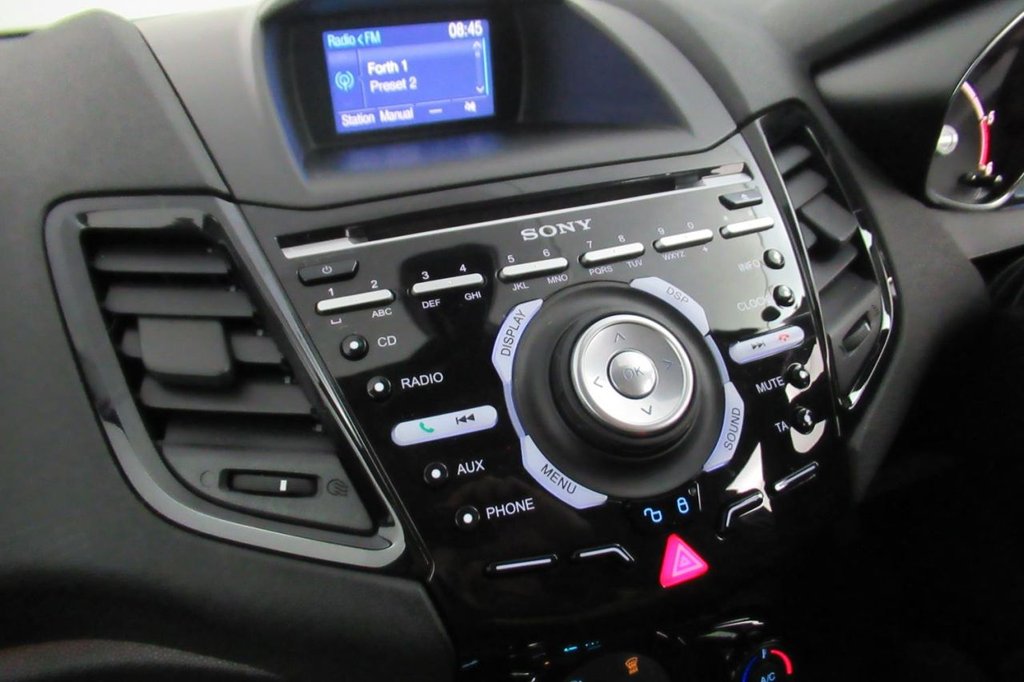 USED 2014 64 FORD FIESTA 1.5 TITANIUM TDCI 5d 74 BHP 