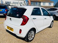 USED 2012 KIA PICANTO 1.0 2 5d 68 BHP FSH - Zero Road Tax - Superb Bright White Picanto