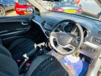 USED 2012 KIA PICANTO 1.0 2 5d 68 BHP FSH - Zero Road Tax - Superb Bright White Picanto
