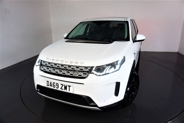 2019 69 Land Rover Discovery Sport 2.0 SE 5d AUTO-1 OWNER FROM NEW-7 SEATS-PANORAMIC ROOF-ELECTRIC MEMORY SEAT-ELECTRIC FOLDING MIRRORS-HEATED AND COOLED FRONT SEATS-BLACK LEATHER-BLUETOOTH-CRUISE CONTROL-SATNAV-REVERSE CAMERA-CLIMATE CONTROL-PUSH BUTTON START
