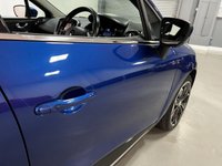 USED 2018 18 RENAULT CLIO 1.5 SIGNATURE NAV DCI 5d 89 BHP * CLIMATE * CRUISE * NAV * BLUETOOTH * PARKING SENSORS * LEATHER * 17 INCH ALLOYS *
