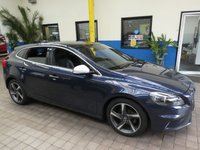 USED 2014 64 VOLVO V40 1.6 D2 R-DESIGN LUX NAV 5d 113 BHP &pound;0 ROAD TAX SAT NAV SUNROOF HEATED LEATHER ELECTRIC MEMORY SEATS