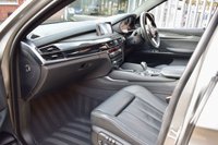 USED 2017 67 BMW X6 M 4.4 M 4d 568 BHP SUNROOF / SURROUND VIEW / HUD