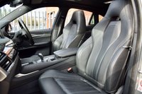 USED 2017 67 BMW X6 M 4.4 M 4d 568 BHP SUNROOF / SURROUND VIEW / HUD