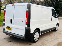 USED 2009 09 VAUXHALL VIVARO 2.0 2700CDTI SWB SHR 114 BHP NO VAT! NO VAT! 3 SEATS, ROOF BARS, & SIDE LOADING DOOR