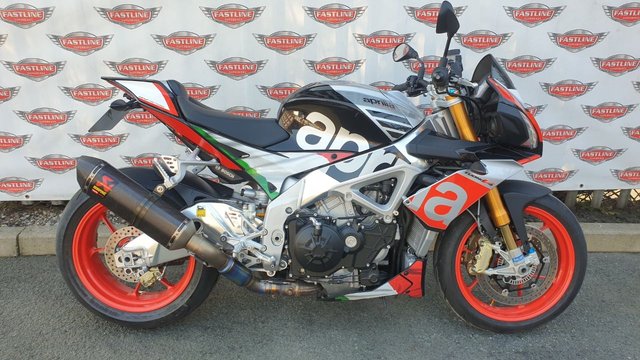 2016 16 Aprilia Tuono V4 1100 FACTORY R Super Sports