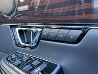 USED 2017 17 JAGUAR XJ 3.0 D V6 PORTFOLIO 4d 302 BHP 