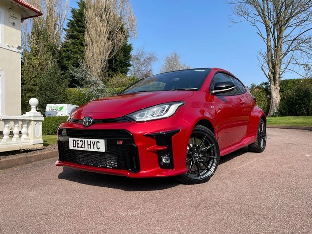 2021 21 Toyota Yaris 1.6 GR-Y CIRCUIT 3d 257 BHP
