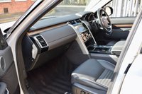 USED 2017 67 LAND ROVER DISCOVERY 3.0 TD6 HSE 5d AUTO 255 BHP PAN ROOF / MERIDIAN / LED'S
