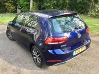 USED 2018 18 VOLKSWAGEN GOLF 1.0 SE TSI BLUEMOTION TECHNOLOGY 5d 109 BHP ONLY 23,500 MILES//FULL VW SERVICE HISTORY//X11 AIRBAGS//REAR PARK CAMERA//DAB RADIO//X2 PRIVATE OWNERS 1.0 SE TSI BLUEMOTION TECHNOLOGY 5d 109 BHP ONLY 23,500 MILES//FULL VW SERVICE HISTORY//X11 AIRBAGS//REAR PARK CAMERA//DAB RADIO//X2 PRIVATE OWNERS