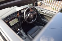 USED 2018 68 VOLKSWAGEN GOLF 2.0 R TSI DSG 5d 306 BHP PAN ROOF, DCC, PRETORIA, DYNAUDIO
