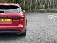 USED 2018 18 JAGUAR XF 2.0 D PORTFOLIO 5d 177 BHP 8 Speed Auto Rear Camera DAB
