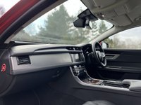 USED 2018 18 JAGUAR XF 2.0 D PORTFOLIO 5d 177 BHP 8 Speed Auto Rear Camera DAB