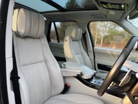USED 2016 66 LAND ROVER RANGE ROVER 4.4 SDV8 AUTOBIOGRAPHY 5d 339 BHP Over &pound;11,000 worth of extras