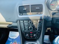 USED 2013 13 VAUXHALL MERIVA 1.7 SE CDTI 5d 128 BHP Low Mileage with Panoramic Roof and front and rear sensors