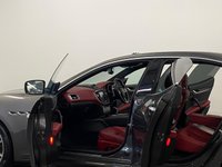 USED 2015 65 MASERATI GHIBLI 3.0 V6 4d 330 BHP Rosso Trofeo Interior
