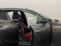 USED 2015 65 MASERATI GHIBLI 3.0 V6 4d 330 BHP Rosso Trofeo Interior