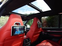 USED 2016 16 BMW X5 4.4 M 5d 568 BHP 21in-Red Leather-Soft Clo-BMW R/TV