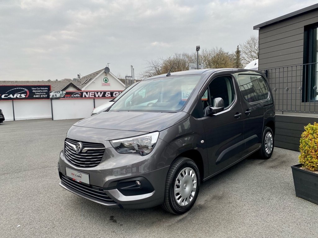 USED 2022 VAUXHALL COMBO 1.5 L1H1 2000 SPORTIVE 101 BHP EXCELLENT VALUE....ONLY A FEW LEFT!