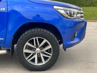 USED 2017 17 TOYOTA HI-LUX 2.4 INVINCIBLE 4WD D-4D DCB 148 BHP 