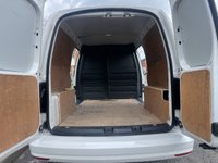 USED 2017 17 VOLKSWAGEN CADDY MAXI 2.0 C20 TDI STARTLINE 101 BHP TWIN SLD Euro-6 Euro 6 LEZ