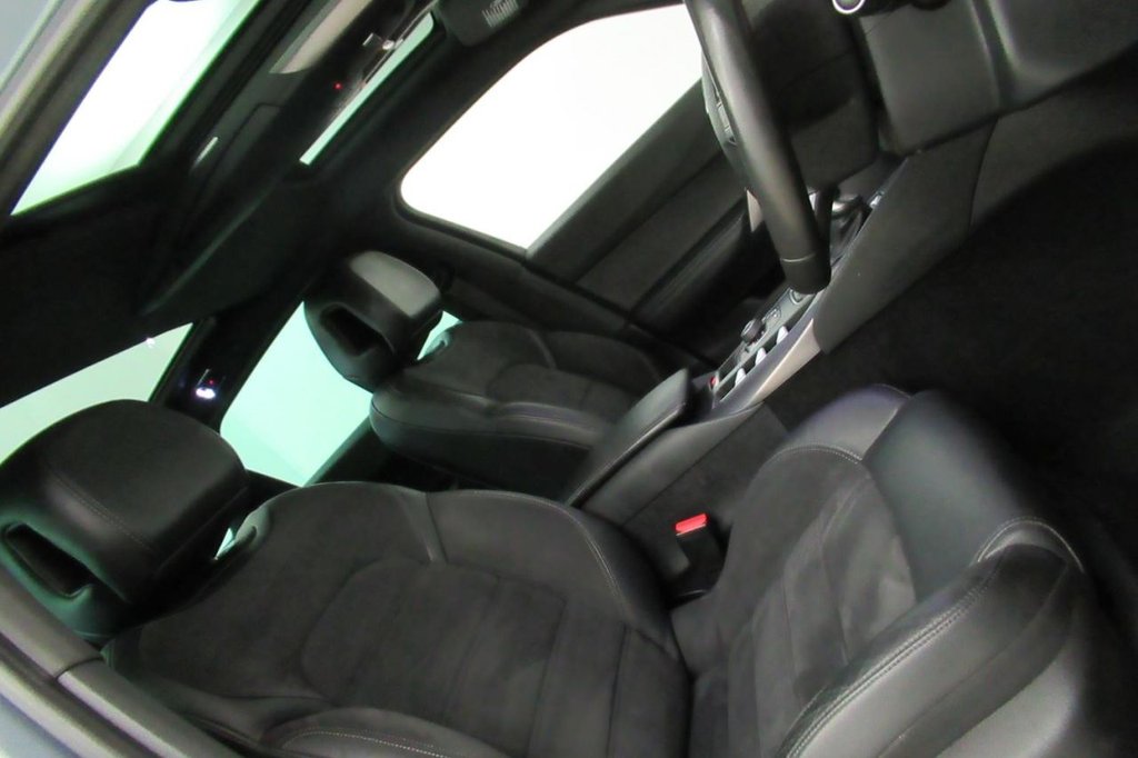 USED 2012 62 CITROEN DS5 2.0 HDI DSTYLE 5d  AUTO 161 BHP 