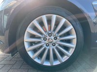 USED 2015 J JAGUAR XF 2.2 D LUXURY 4d 200 BHP HIGH SPECIFICATION