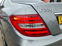 USED 2013 13 MERCEDES-BENZ C-CLASS 2.1 C220 CDI BLUEEFFICIENCY EXECUTIVE SE 4d 168 BHP MERCEDES-BENZ C-CLASS 2.1 C220 CDI BLUEEFFICIENCY EXECUTIVE SE 4d 168 BHP