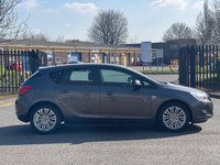 USED 2011 11 VAUXHALL ASTRA 1.4 EXCITE 5d 98 BHP 