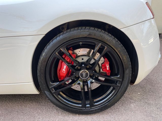 View our AUDI R8
