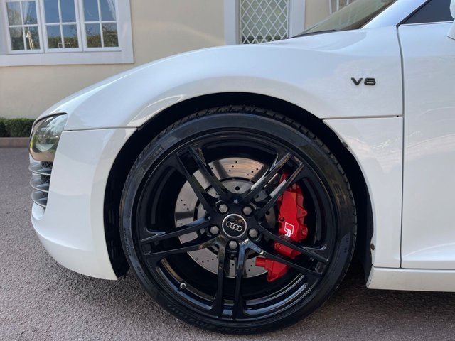 View our AUDI R8