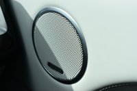 USED 2017 67 LAND ROVER RANGE ROVER RANGE ROVER TDV6 AUTOBIOGRAPHY L/ROVER REAR ENTERTAINMENT 1 OWNER
