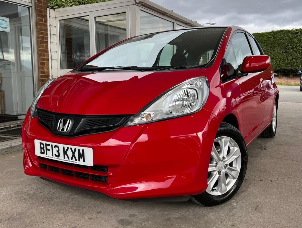 GR116 HONDA JAZZ ホンダ ジャズ 1/43 RED ALL THAT JAZZ' - Honda Jazz (2015 - 2017) Independent Used