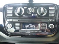 USED 2015 15 VOLKSWAGEN UP 1.0 MOVE UP 5d 59 BHP www.suffolkcarcentre.co.uk - Located at Reydon