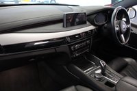 USED 2017 67 BMW X6 3.0 XDRIVE30D M SPORT 4d 255 BHP M SPORT PLUS PACKAGE + PANORAMIC GLASS SUNROOF + DIGITAL DASH DISPLAY + HEAD UP DISPLAY + PROFESSIONAL SATELLITE NAVIGATION + HARMAN KARDON SOUND SYSTEM + ENHANCED BLUETOOTH PHONE PREPARATION WITH WIRELESS CHARGING + REAR VIEW CAMERA + APPS CONTROL + TV FUNCTION + APPLE CARPLAY PREPARATION + AUTOMATIC AIR CONDITIONING +  DUAL ZONE CLIMATE CONTROL + ELECTRICALLY ADJUSTABLE LEATHER MULTIFUNCTIONAL STEERING WHEEL WITH PADDLE SHIFT GEAR SELECT + DAB DIGITAL RADIO + KEYLESS START
